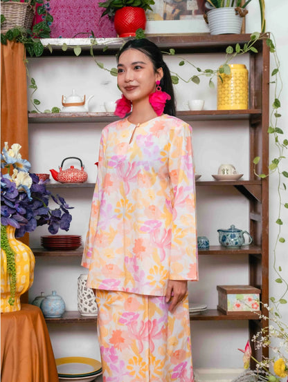Calanthe Kurung in Pink