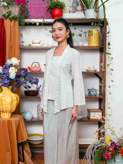 Agnes Kotabaru Kebaya - Delia Grey