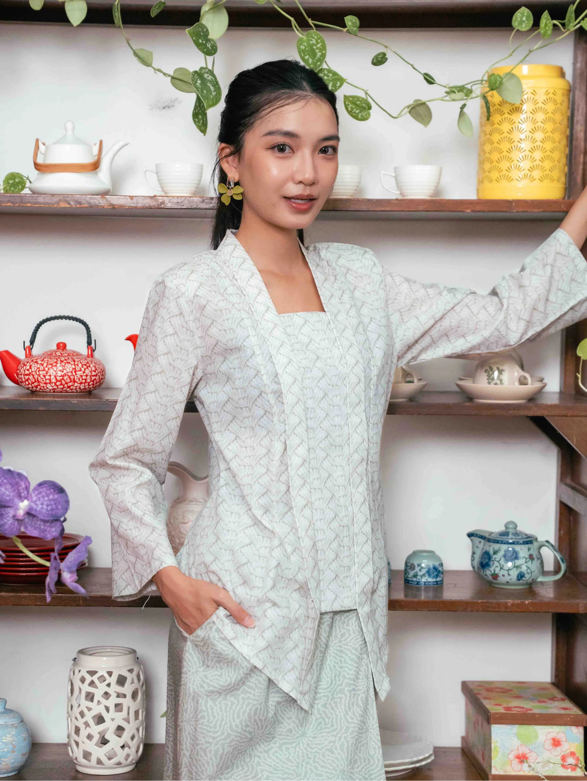 Agnes Kotabaru Kebaya - Delia Grey