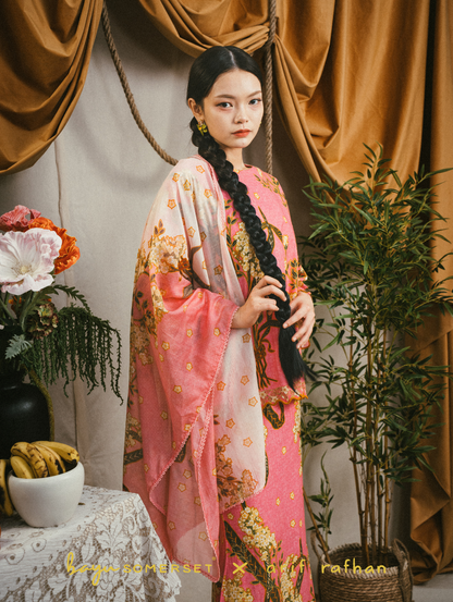 Gina Oversized Kurung - Kesidang Merah Jambu (with shawl)