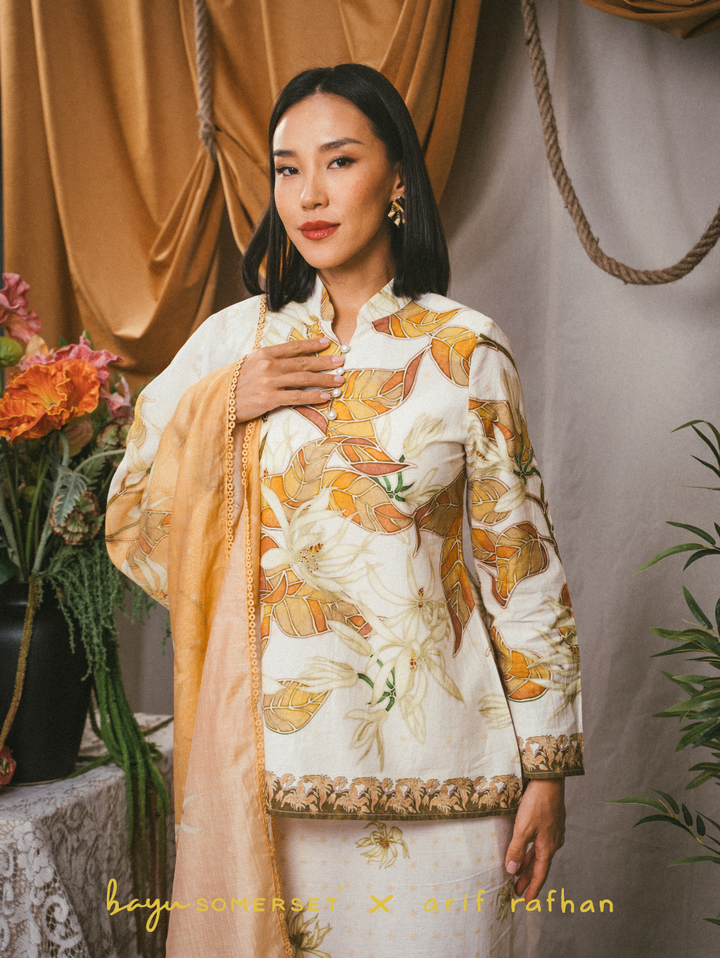 Inara Kurung - Cempaka Puteh (with shawl)