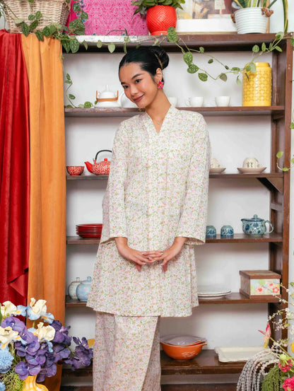 Merdu Kebarung in Cream