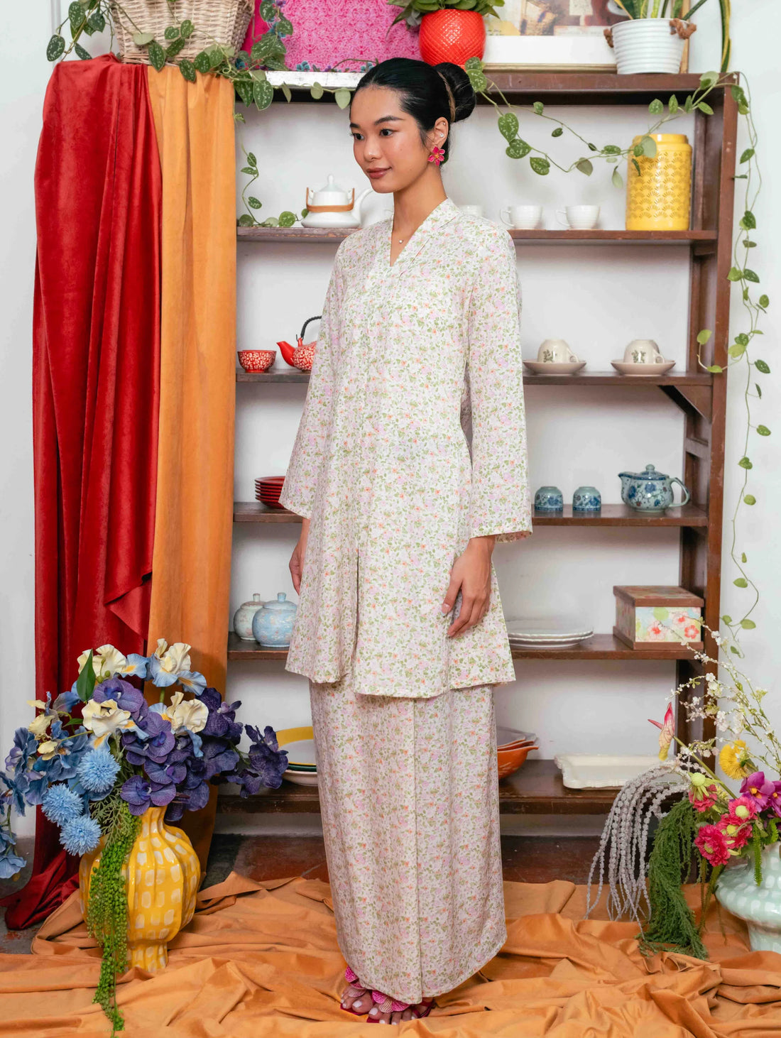 Merdu Kebarung in Cream
