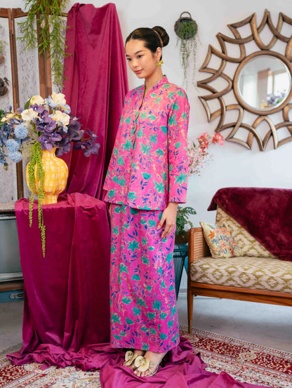 Noura Scalloped Kurung - Strawbliss Pink