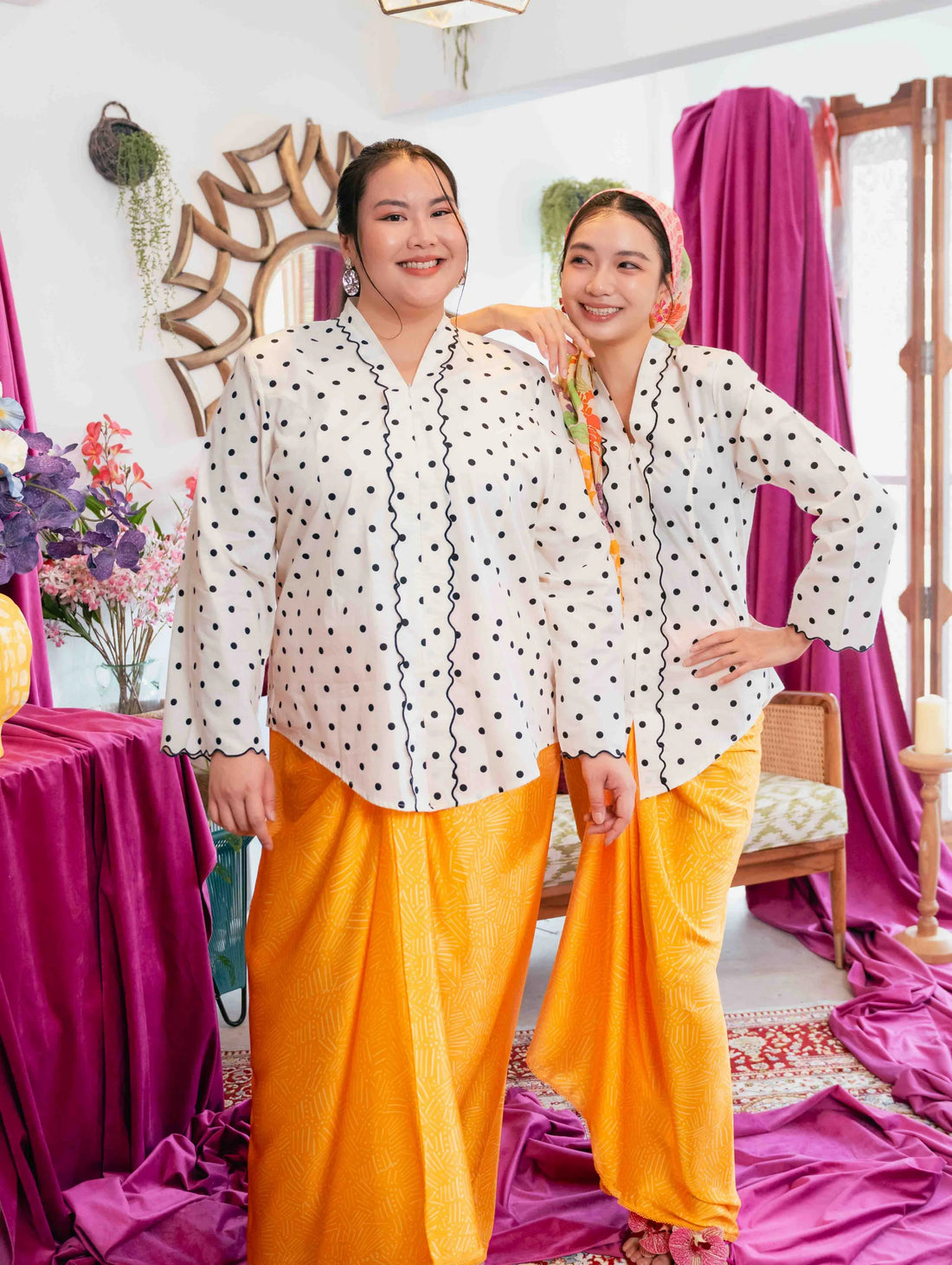 Elora Kebaya Top - Polka