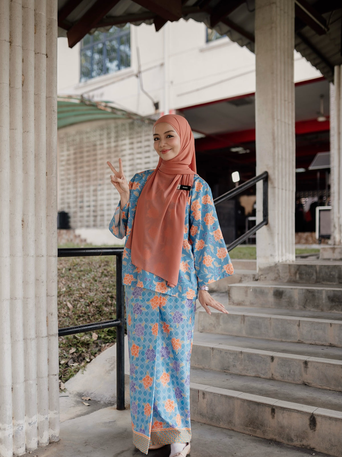 Tilly Oversized Kurung - Purnama Biru