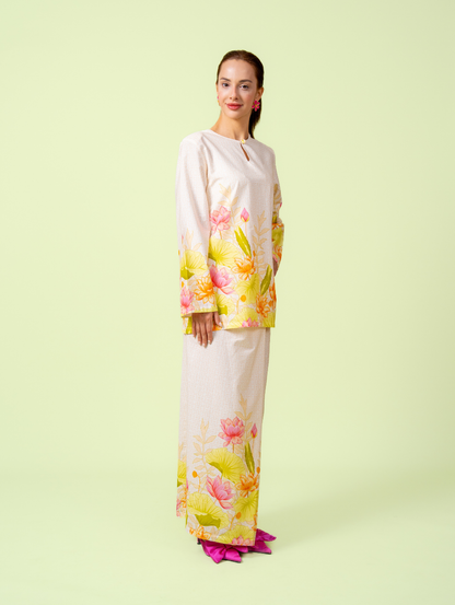 Tricia Kurung