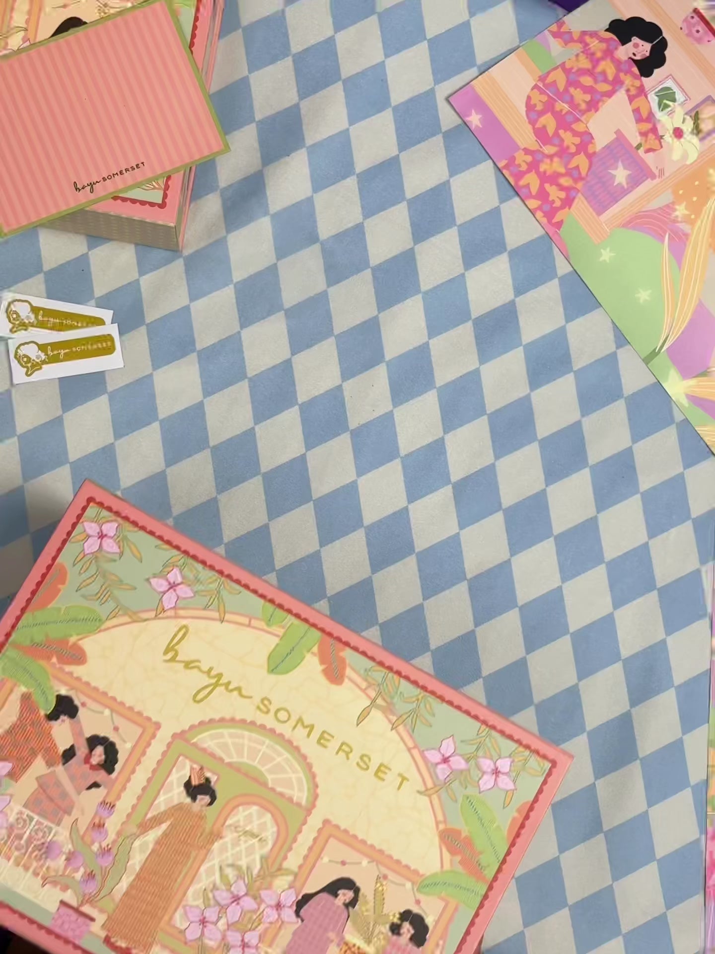 Molly Gift Box